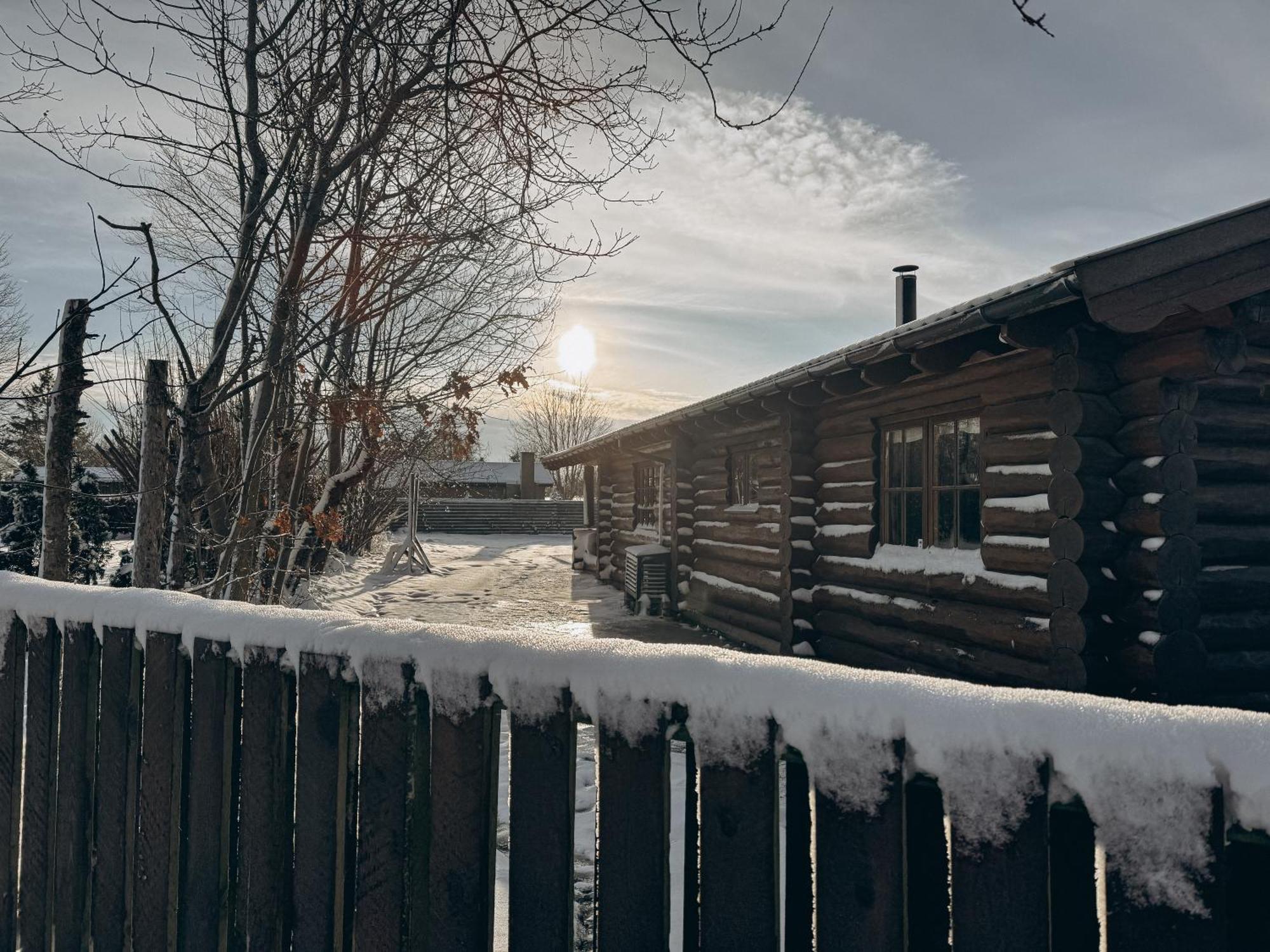 Jægerspris Fjordhygge - Authentic Wood Log Cabin Summerhouse Near Water, Fjord And Forest מראה חיצוני תמונה