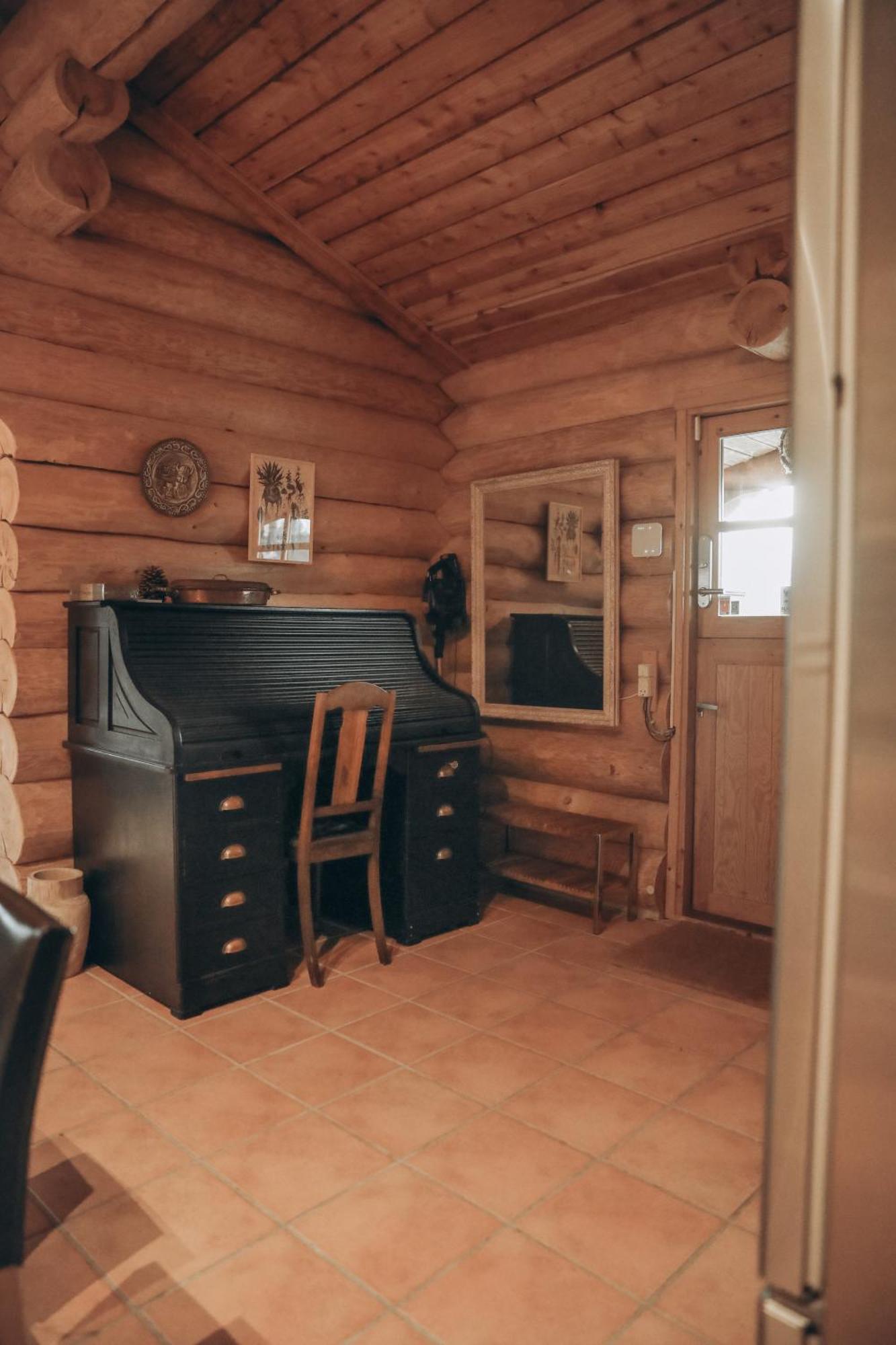 Jægerspris Fjordhygge - Authentic Wood Log Cabin Summerhouse Near Water, Fjord And Forest מראה חיצוני תמונה